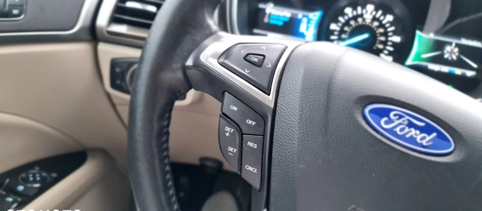 Ford Fusion cena 79900 przebieg: 130750, rok produkcji 2017 z Września małe 781